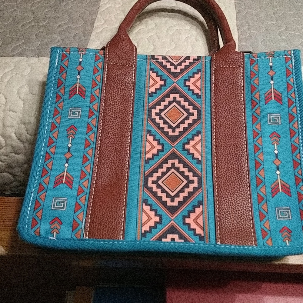 Purse - Picture 3 of 3